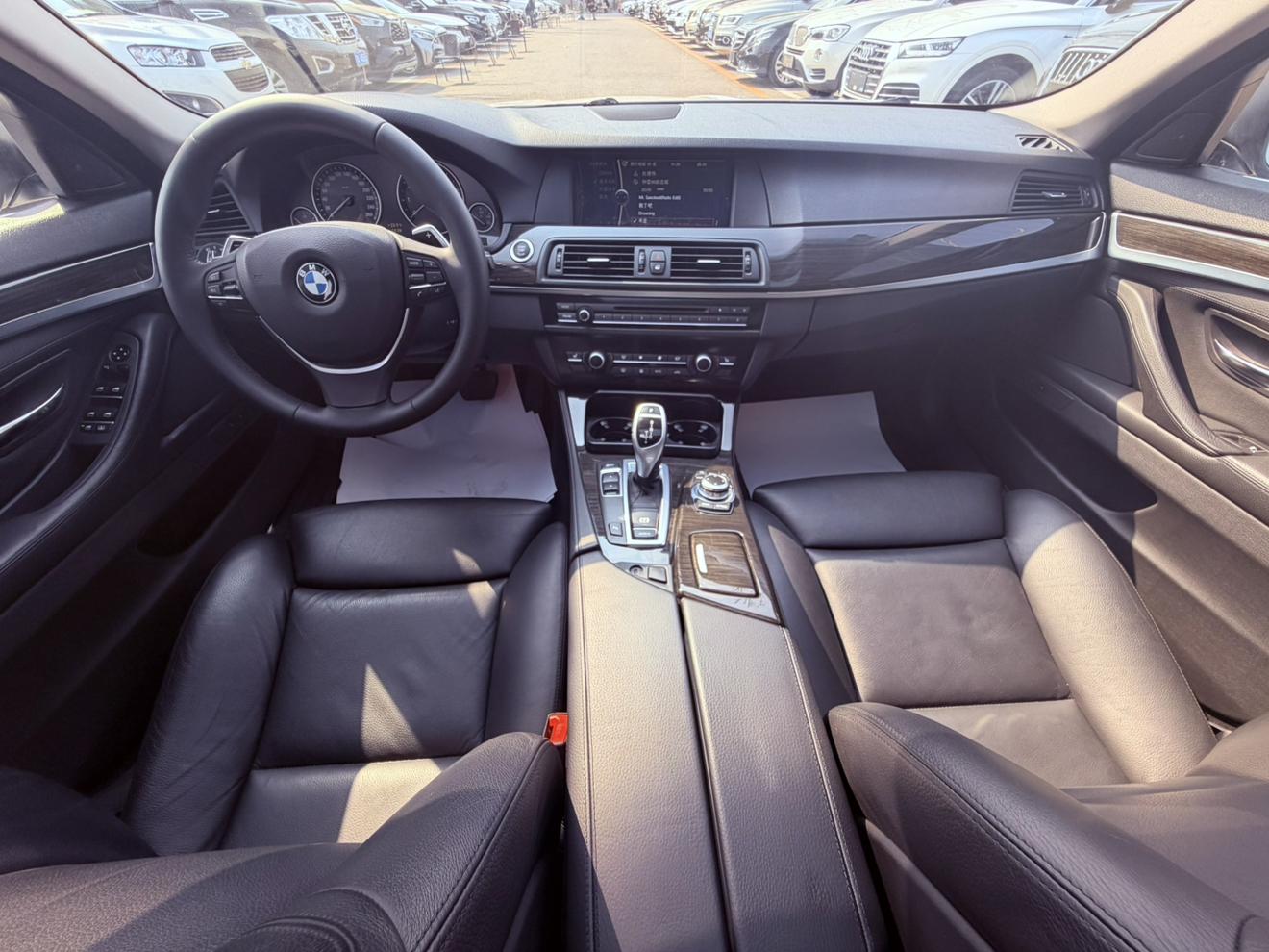 BMW 5 серии 2011 thumb 12