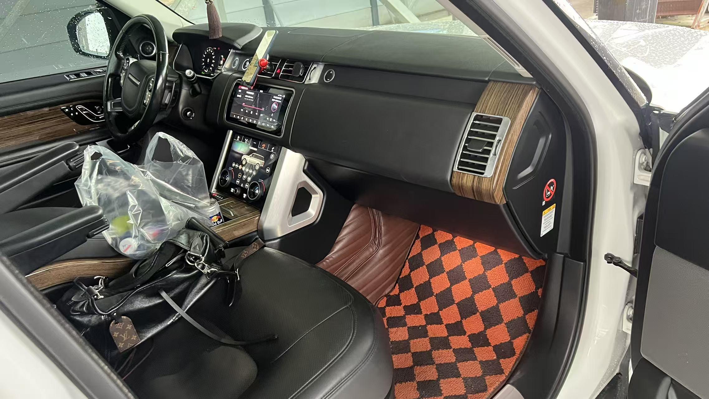 Land Rover Range Rover 2018 thumb 5