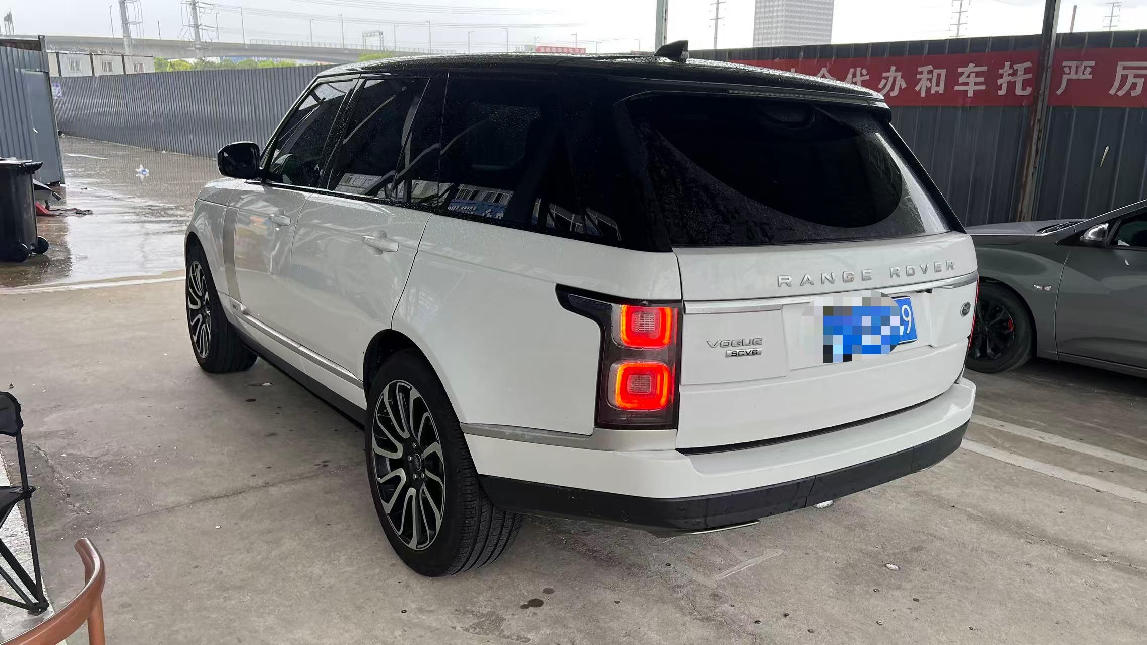 Land Rover Range Rover 2018 thumb 11