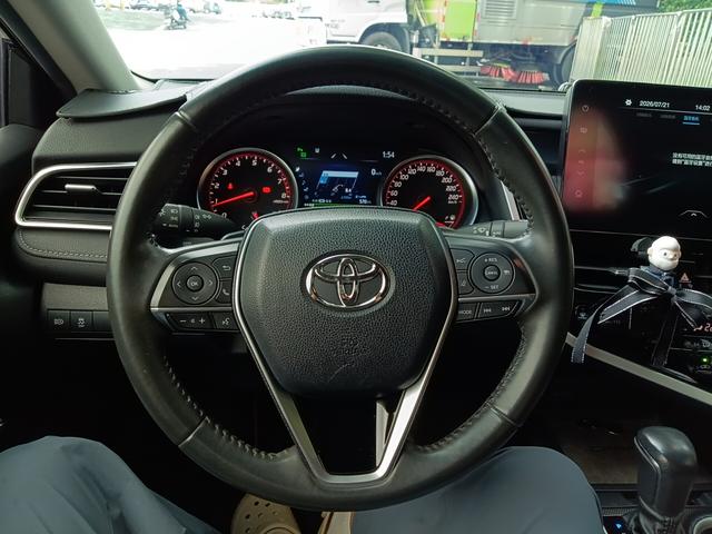 Toyota Camry 2023 thumb 9