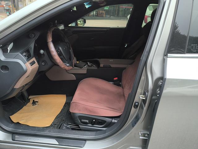 Lexus ES 2025 thumb 8