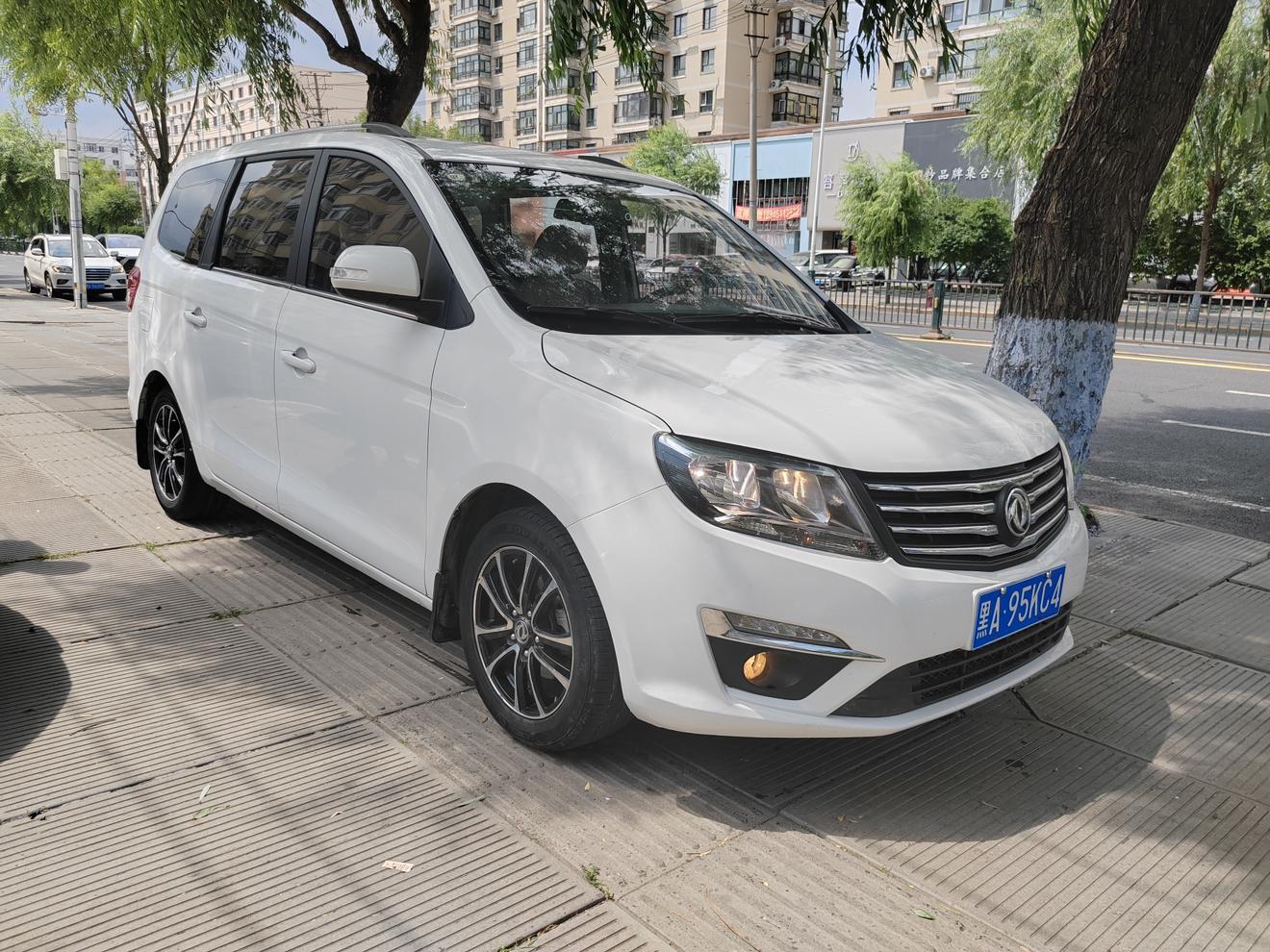 Dongfeng Fengxing S500 2016 thumb 10