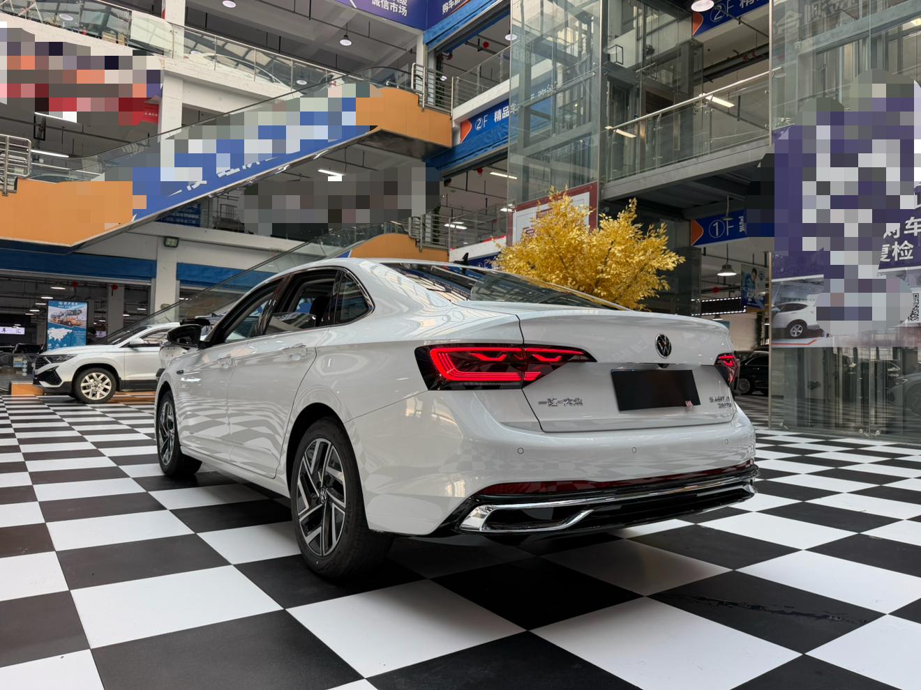 Volkswagen Sagitar 2023 thumb 3