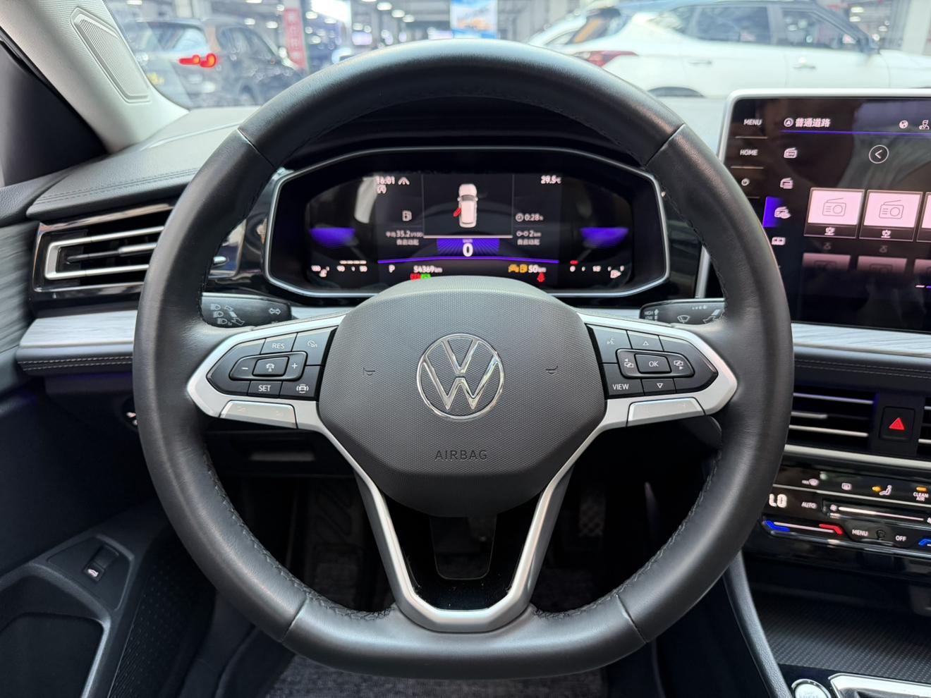 Volkswagen Sagitar 2023 thumb 11