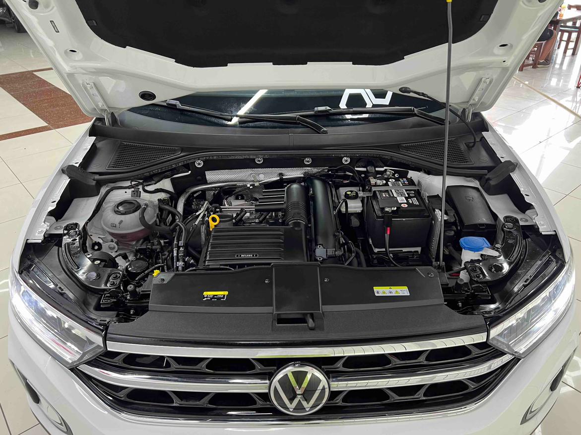 Volkswagen T-Roc 2023 thumb 5