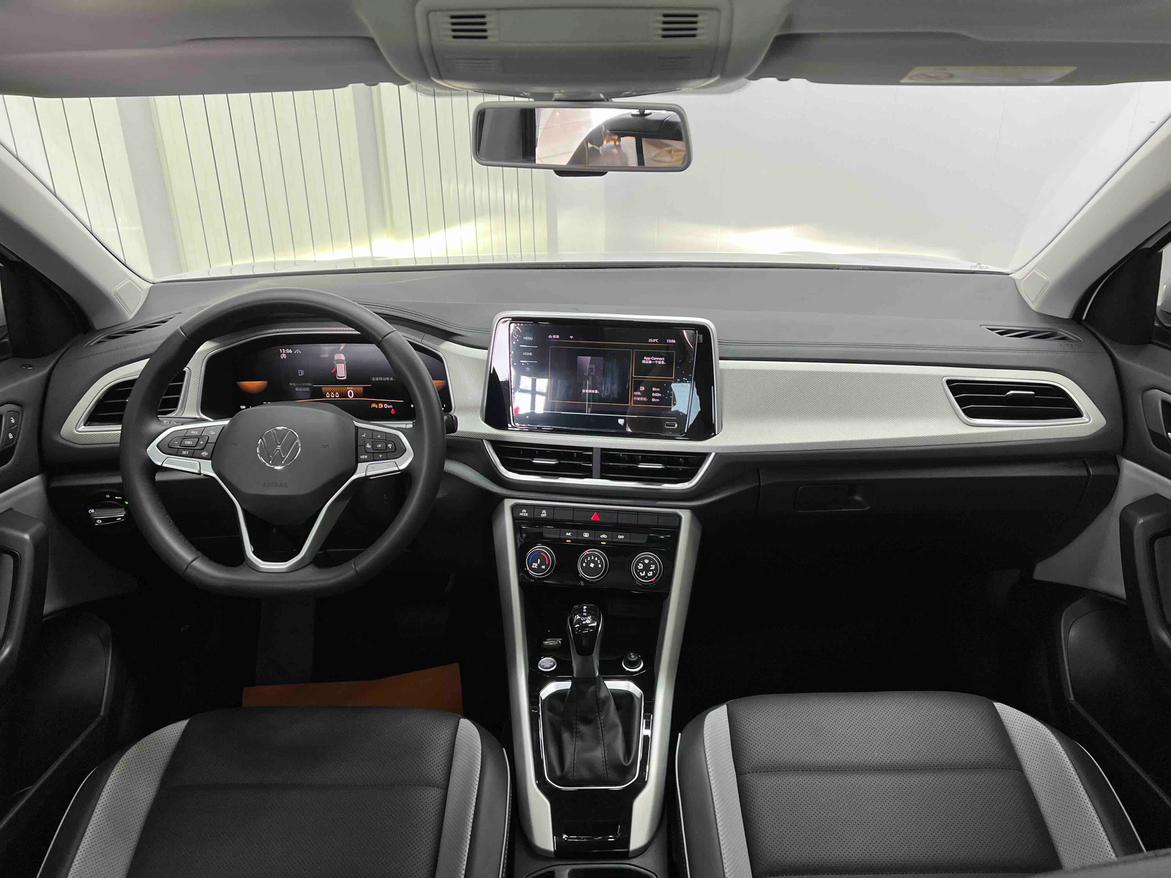Volkswagen T-Roc 2023 thumb 10
