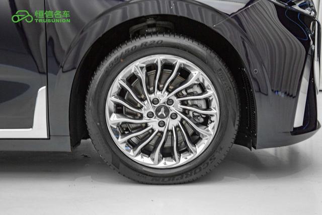 Voyah PHEV 2024 thumb 10