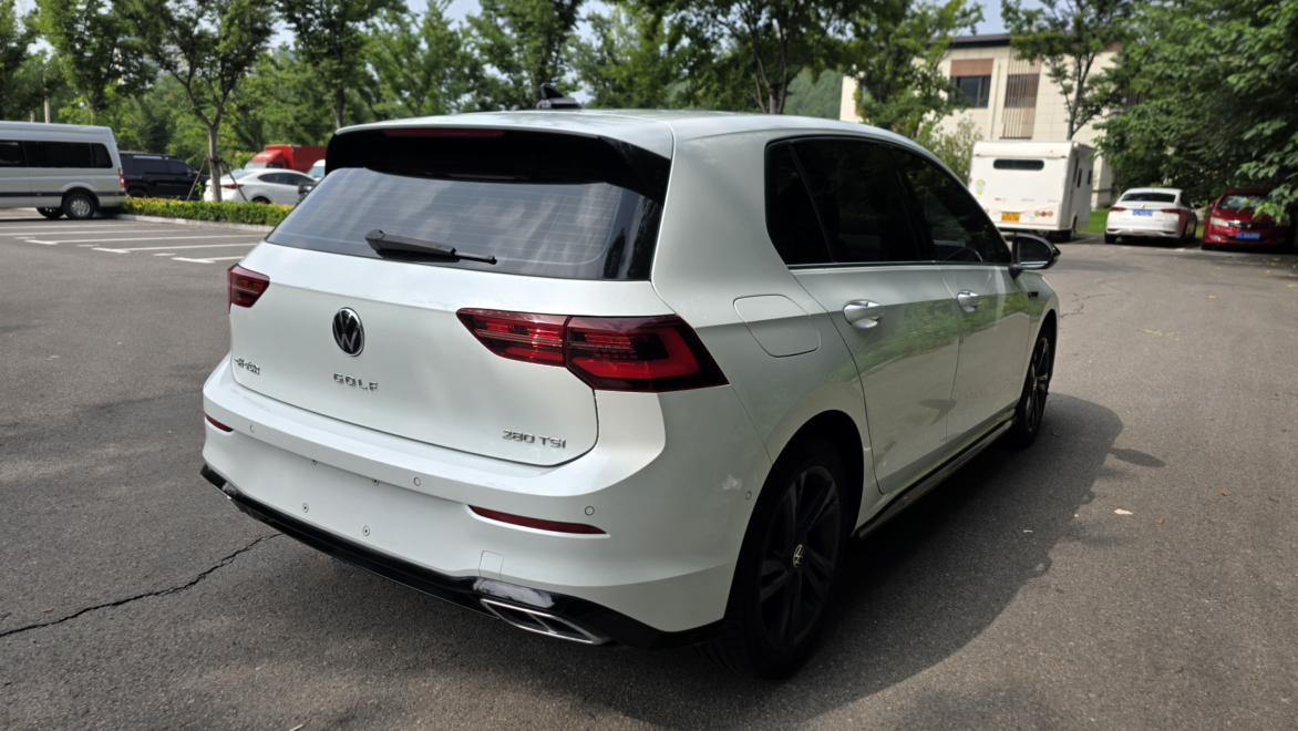 Volkswagen Golf Sportsvan 2021 thumb 4