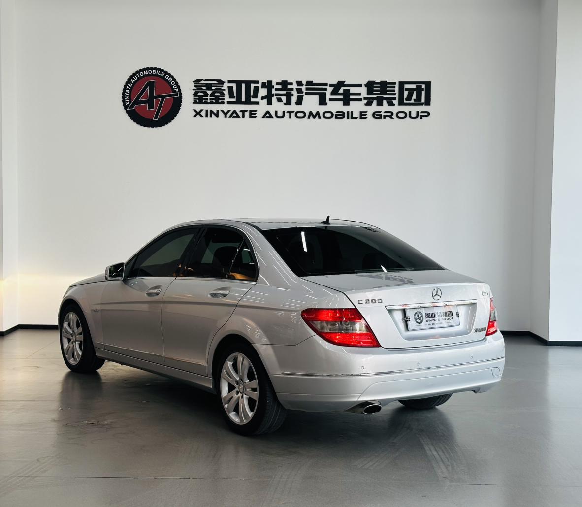 Mercedes-Benz C-Класс 2010 thumb 2