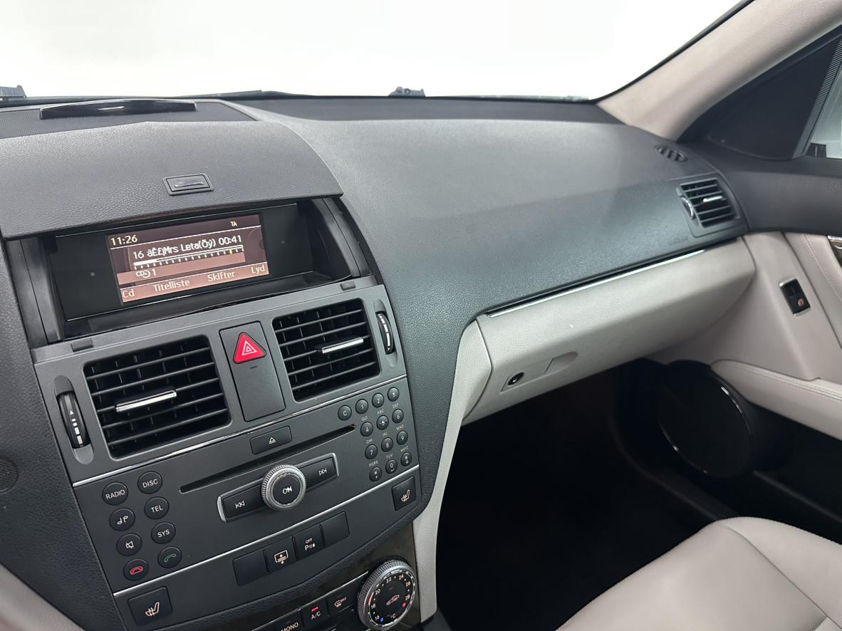 Mercedes-Benz C-Класс 2010 thumb 4