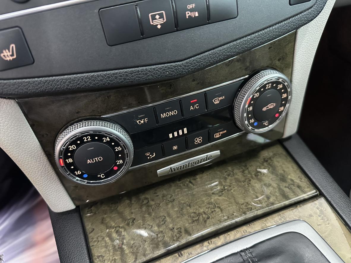Mercedes-Benz C-Класс 2010 thumb 7