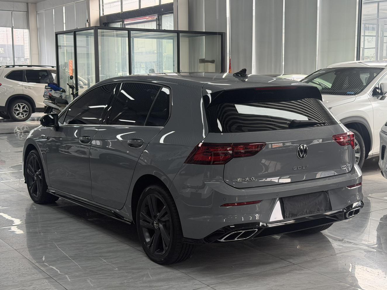 Volkswagen Golf Sportsvan 2023 thumb 2