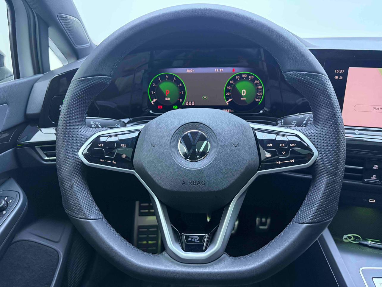 Volkswagen Golf Sportsvan 2023 thumb 11