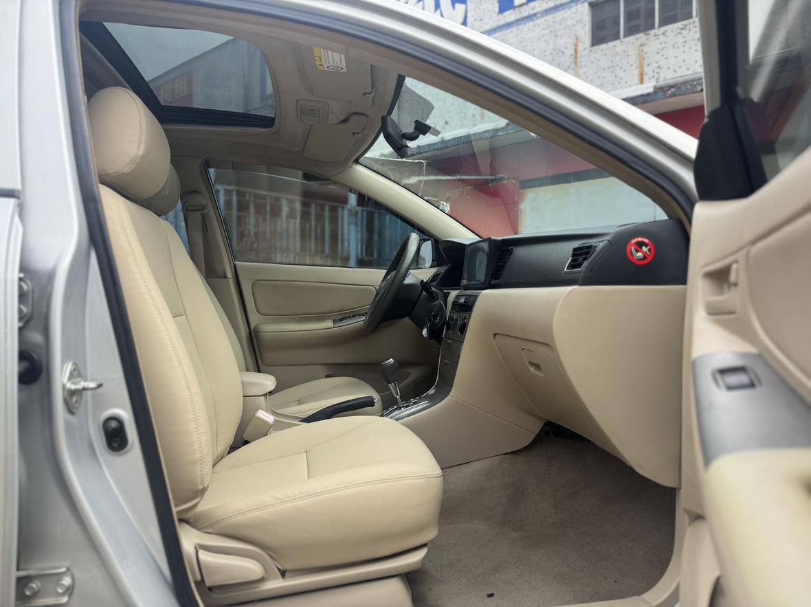 Toyota Corolla 2013 thumb 8