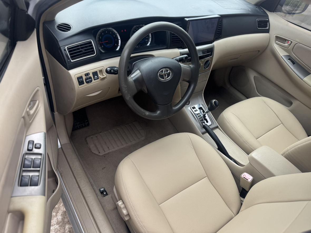 Toyota Corolla 2013 thumb 10