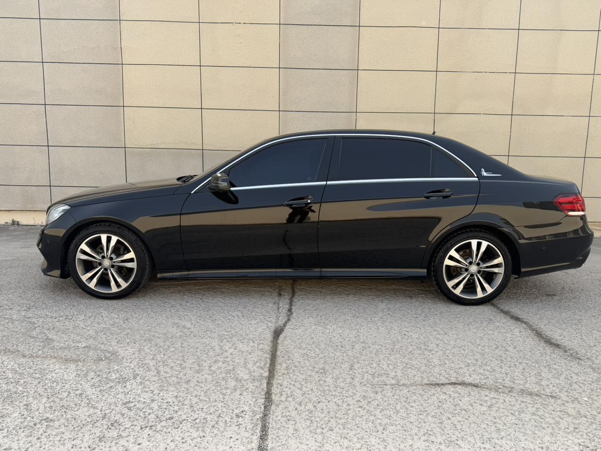 Mercedes-Benz E-Класс 2015 thumb 10