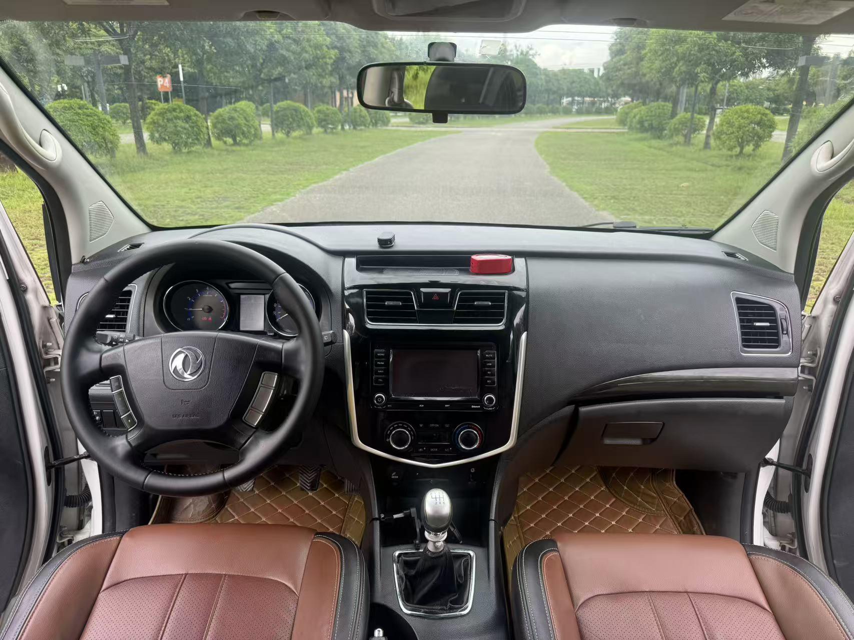 Dongfeng Fengxing F600 2016 thumb 11
