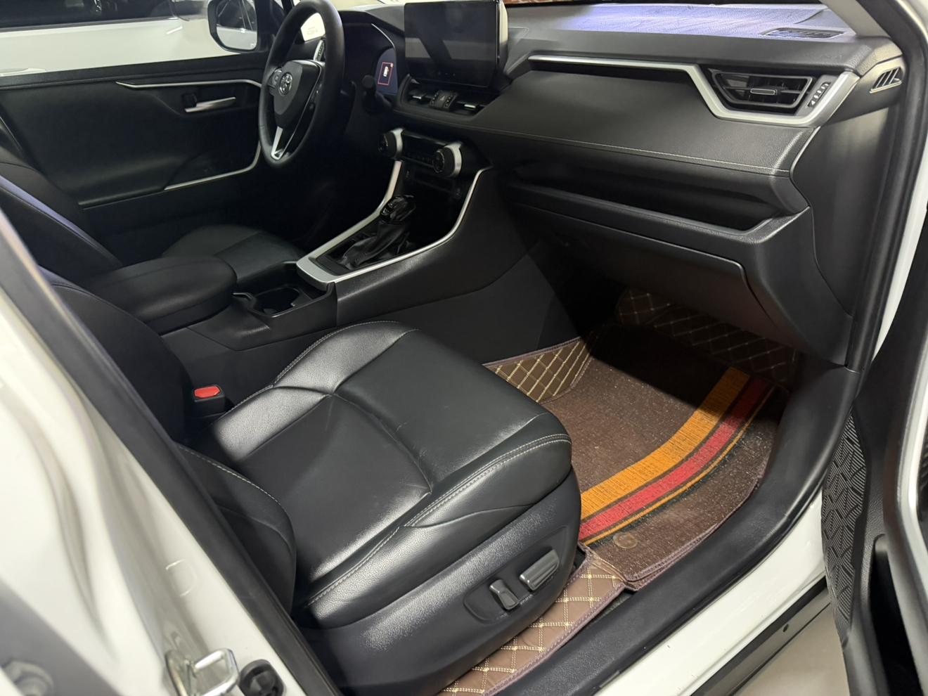 Toyota Wildlander 2023 thumb 10
