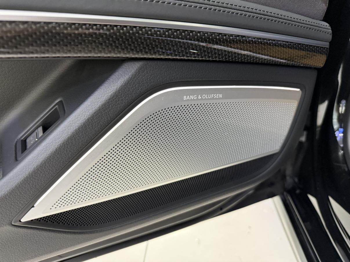 Audi S8 2021 thumb 6