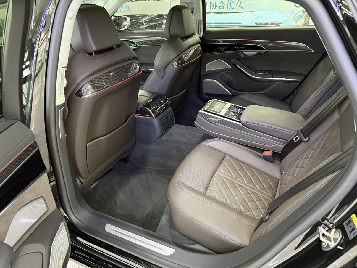 Audi S8 2021 thumb 11