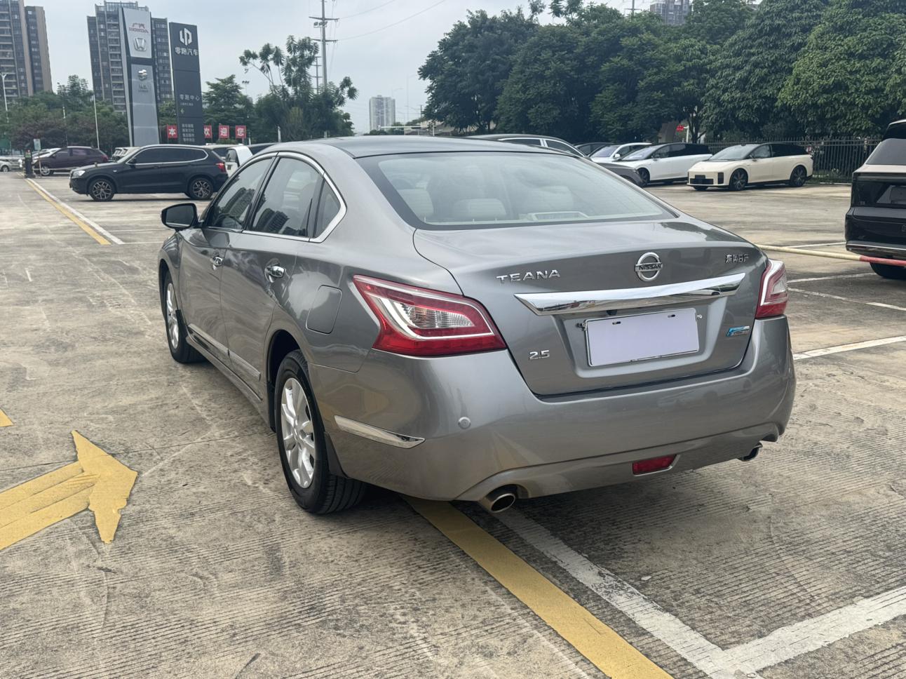 Nissan Altima 2013 thumb 2