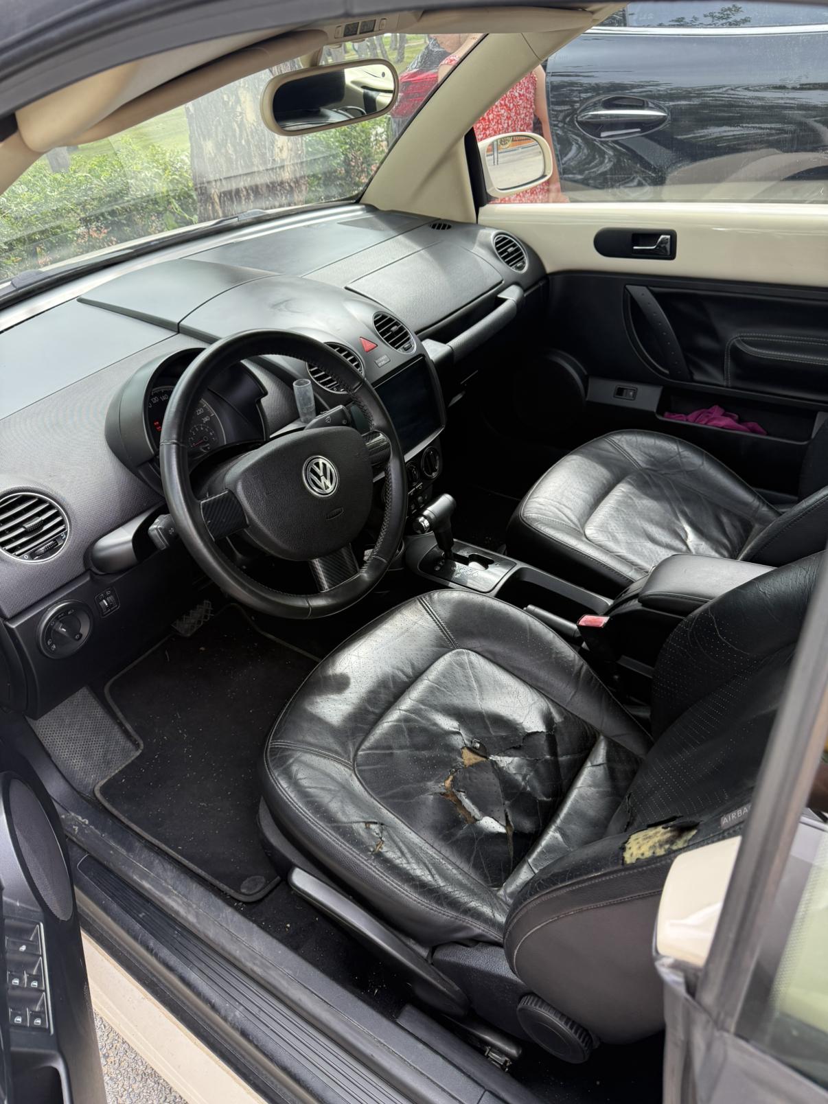Volkswagen Beetle 2010 thumb 7