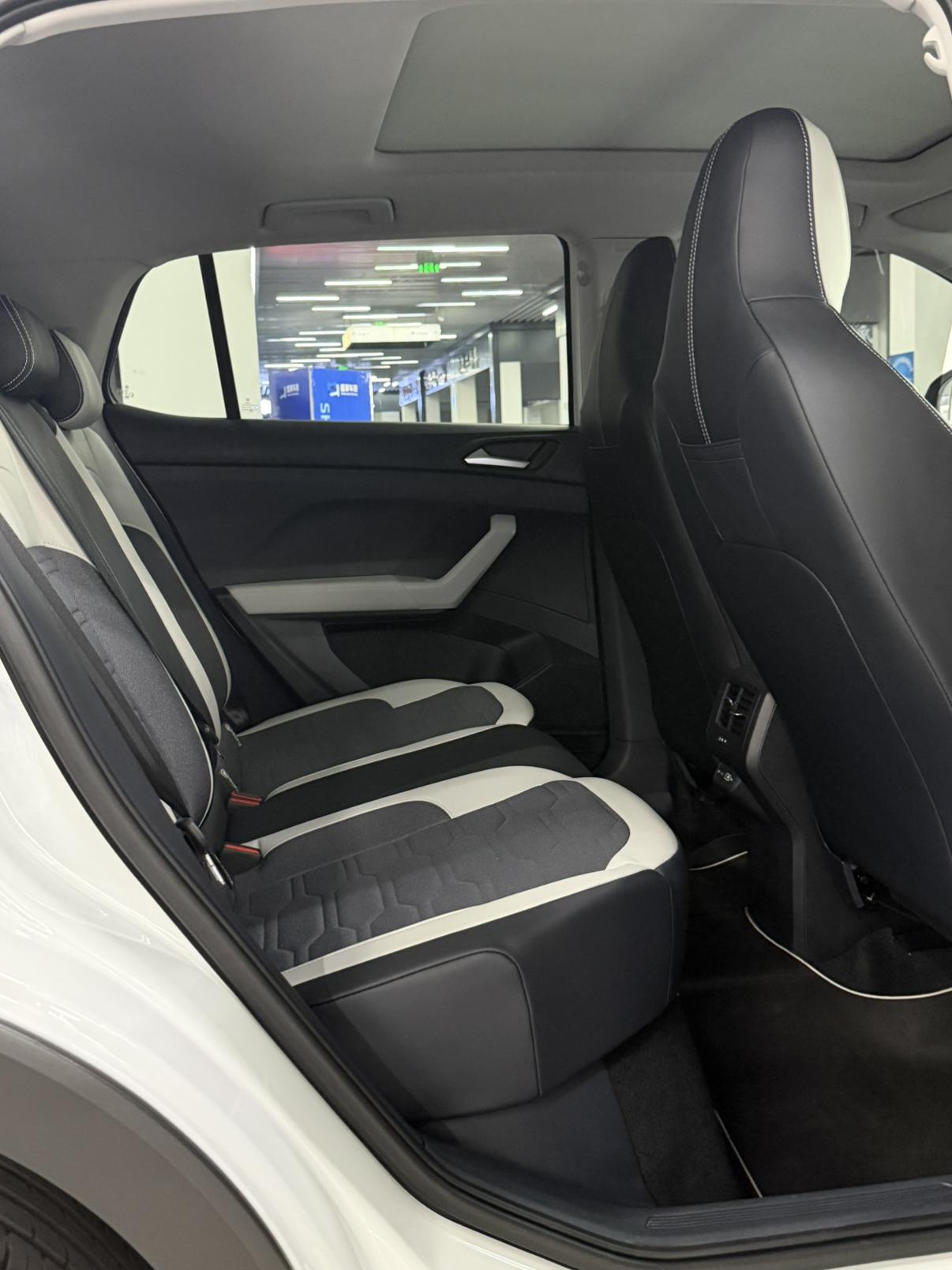 Volkswagen Tharu 2025 thumb 6