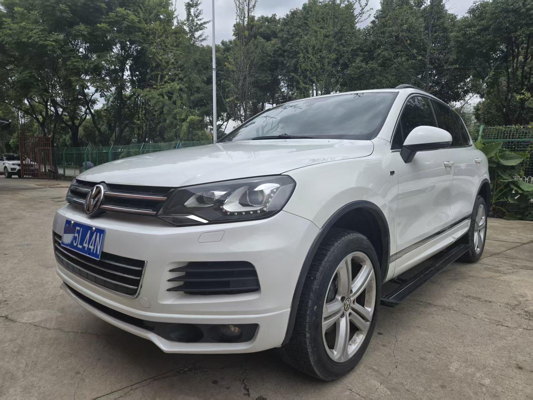 Volkswagen Touareg 2012 thumb 12