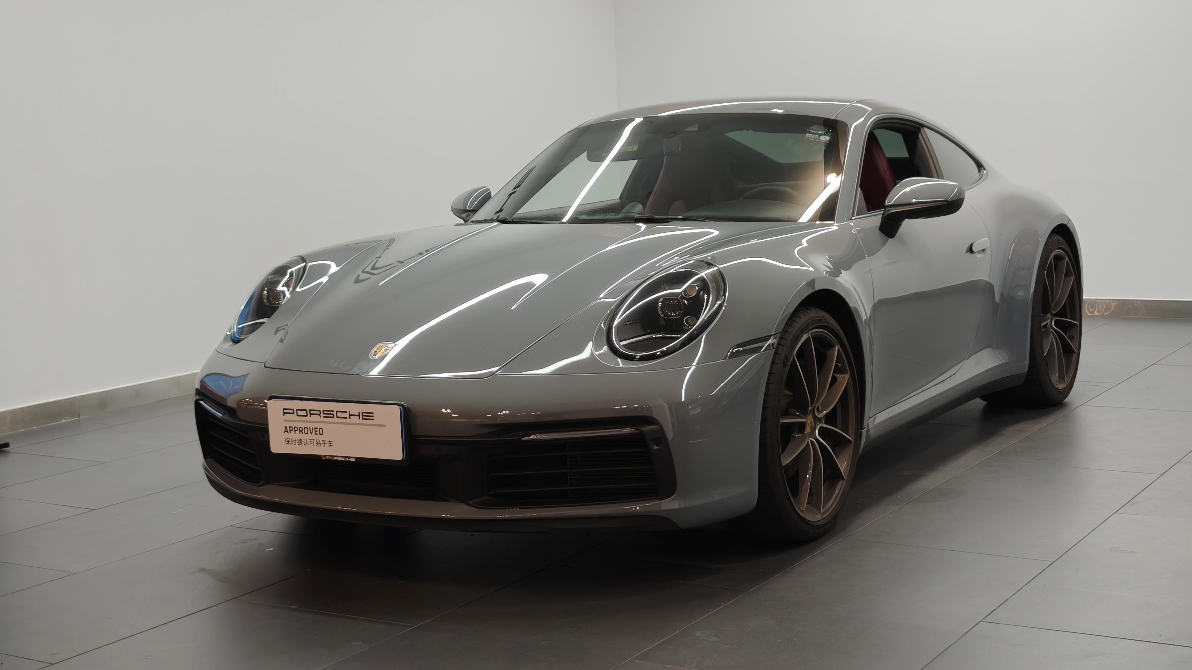 Porsche 911 2023 thumb 9