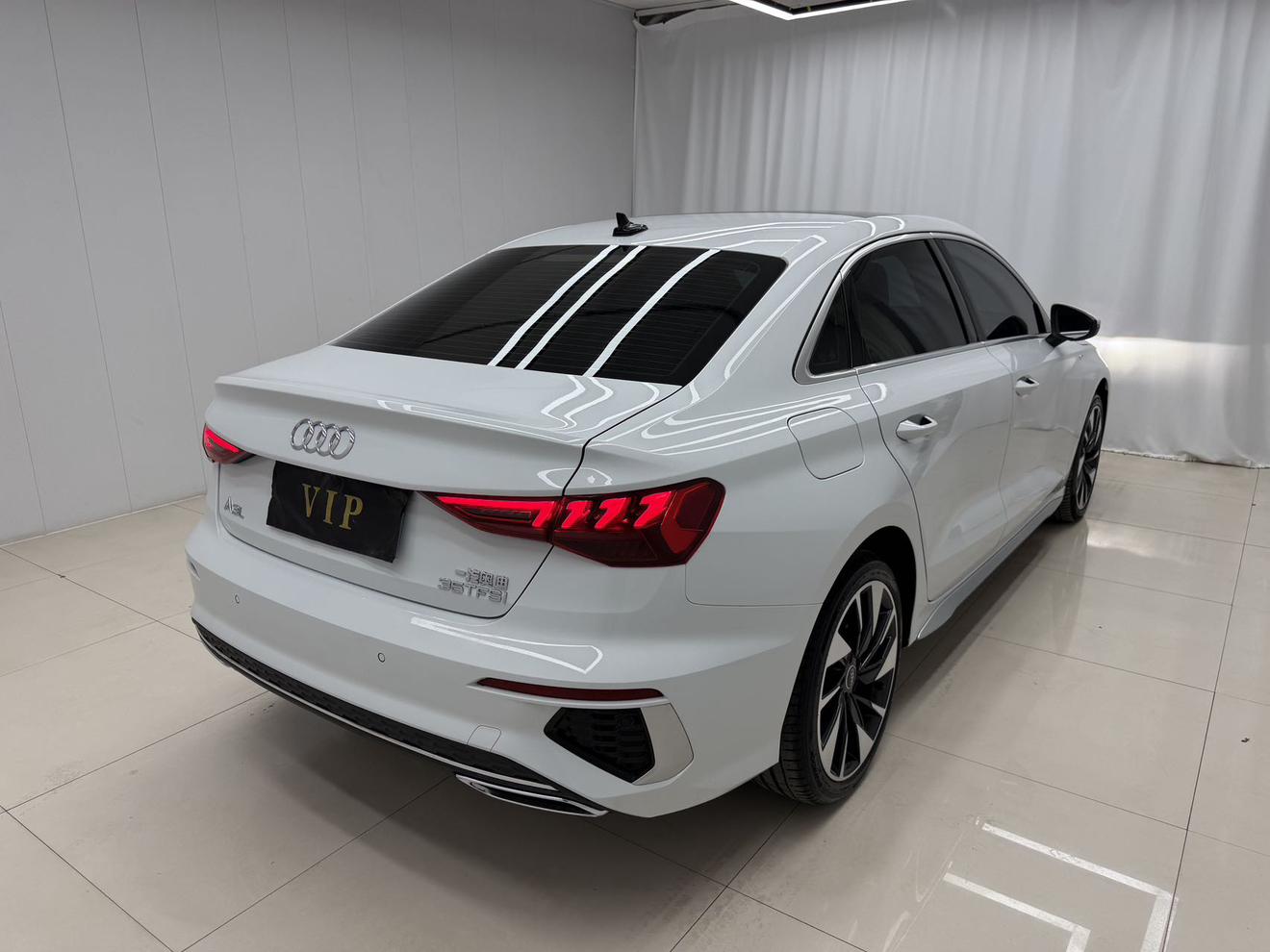 Audi A3 2023 thumb 4