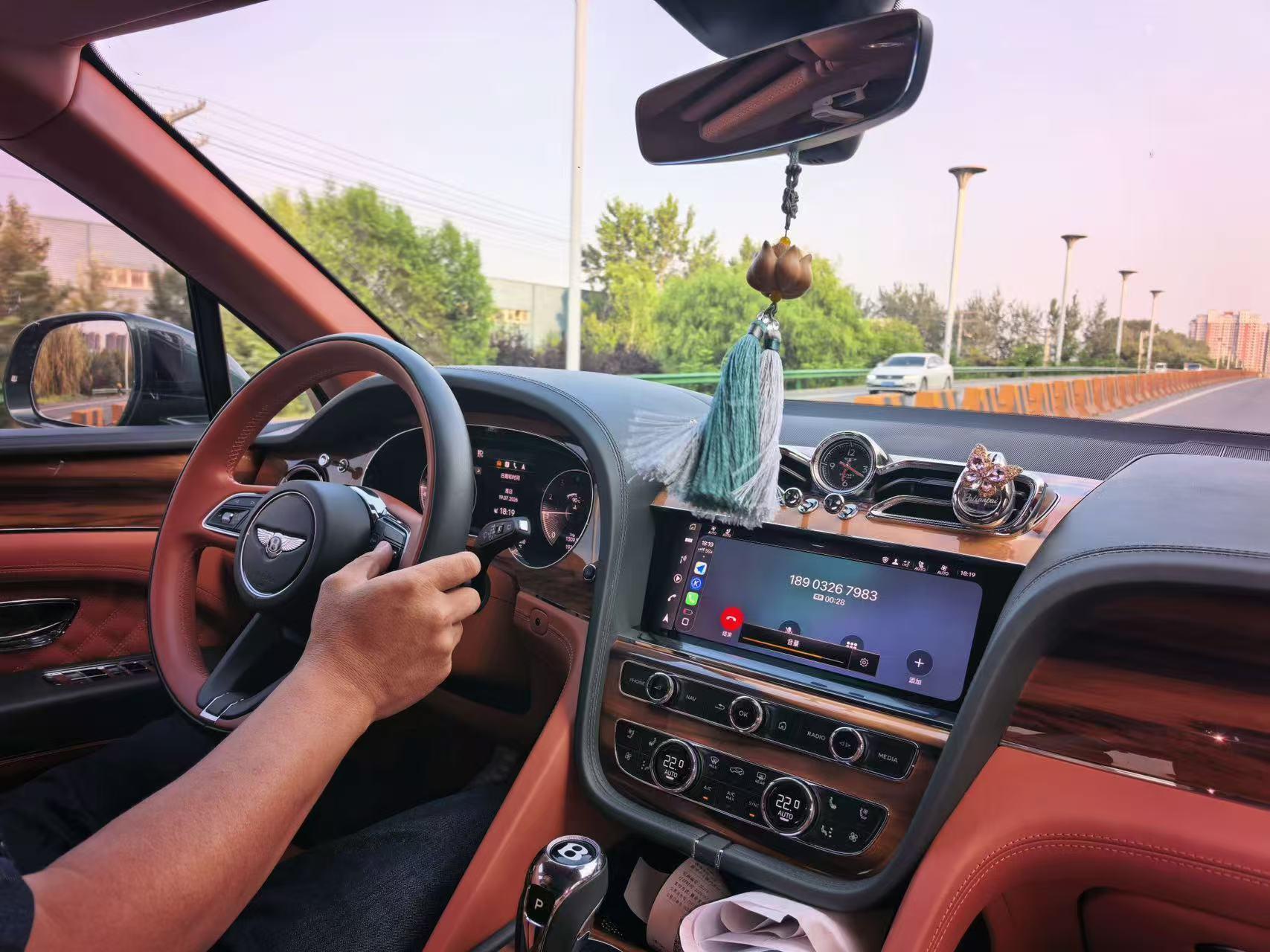 Bentley Tian Yue 2021 thumb 5