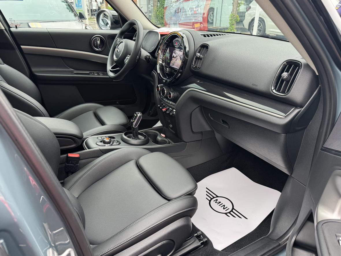 Mini Countryman 2021 thumb 5