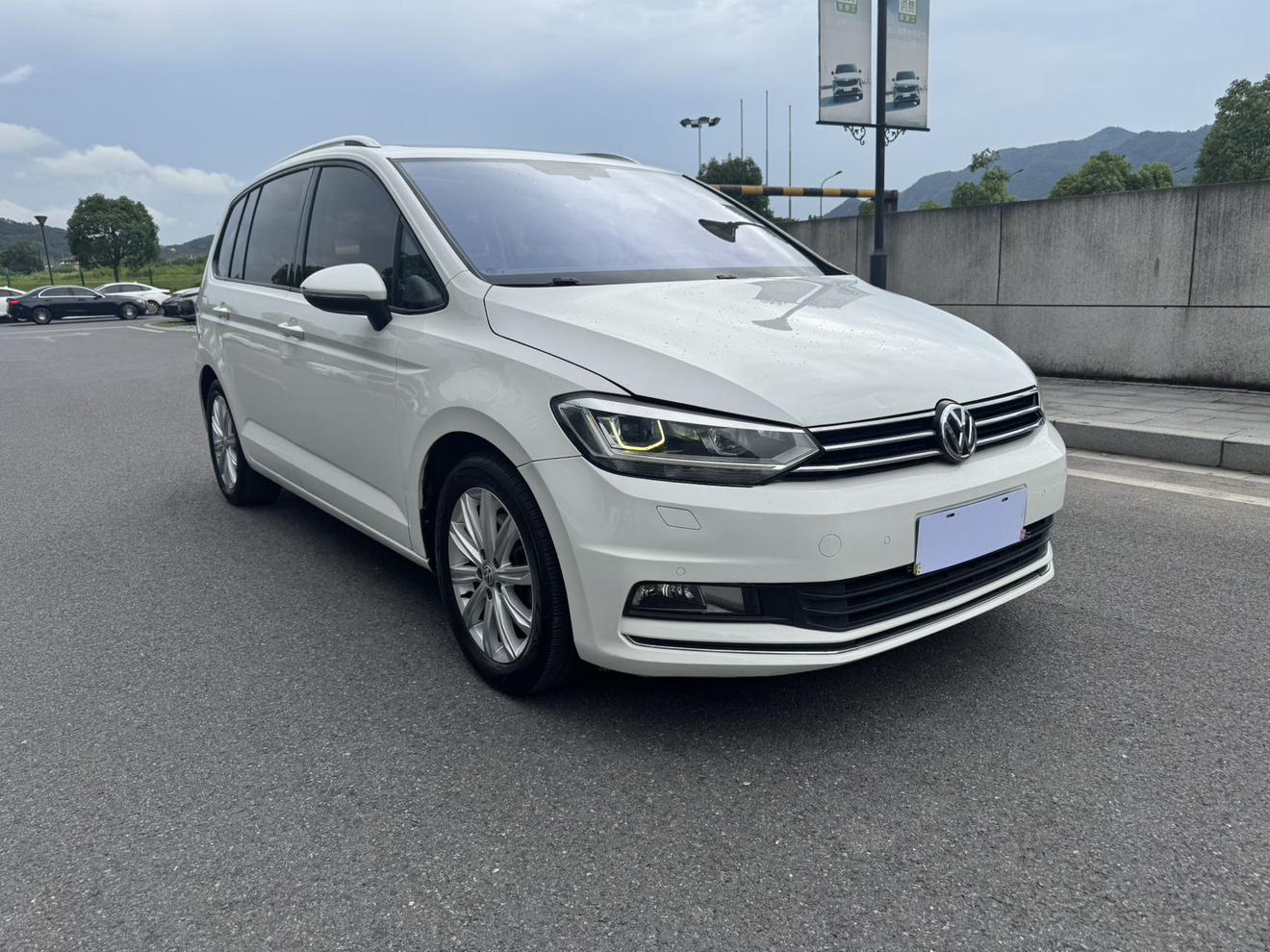 Volkswagen Touran 2018 thumb 8