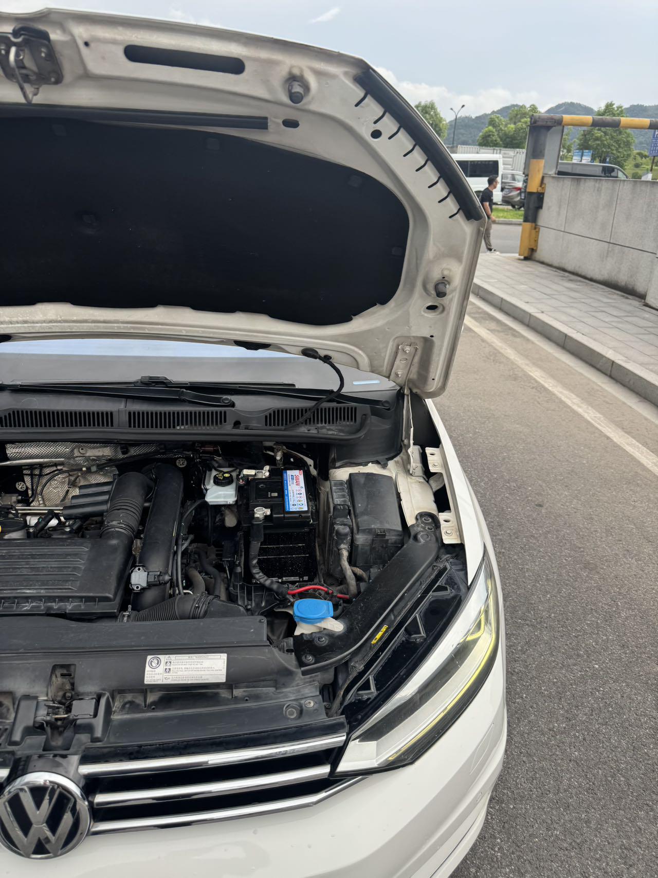 Volkswagen Touran 2018 thumb 10