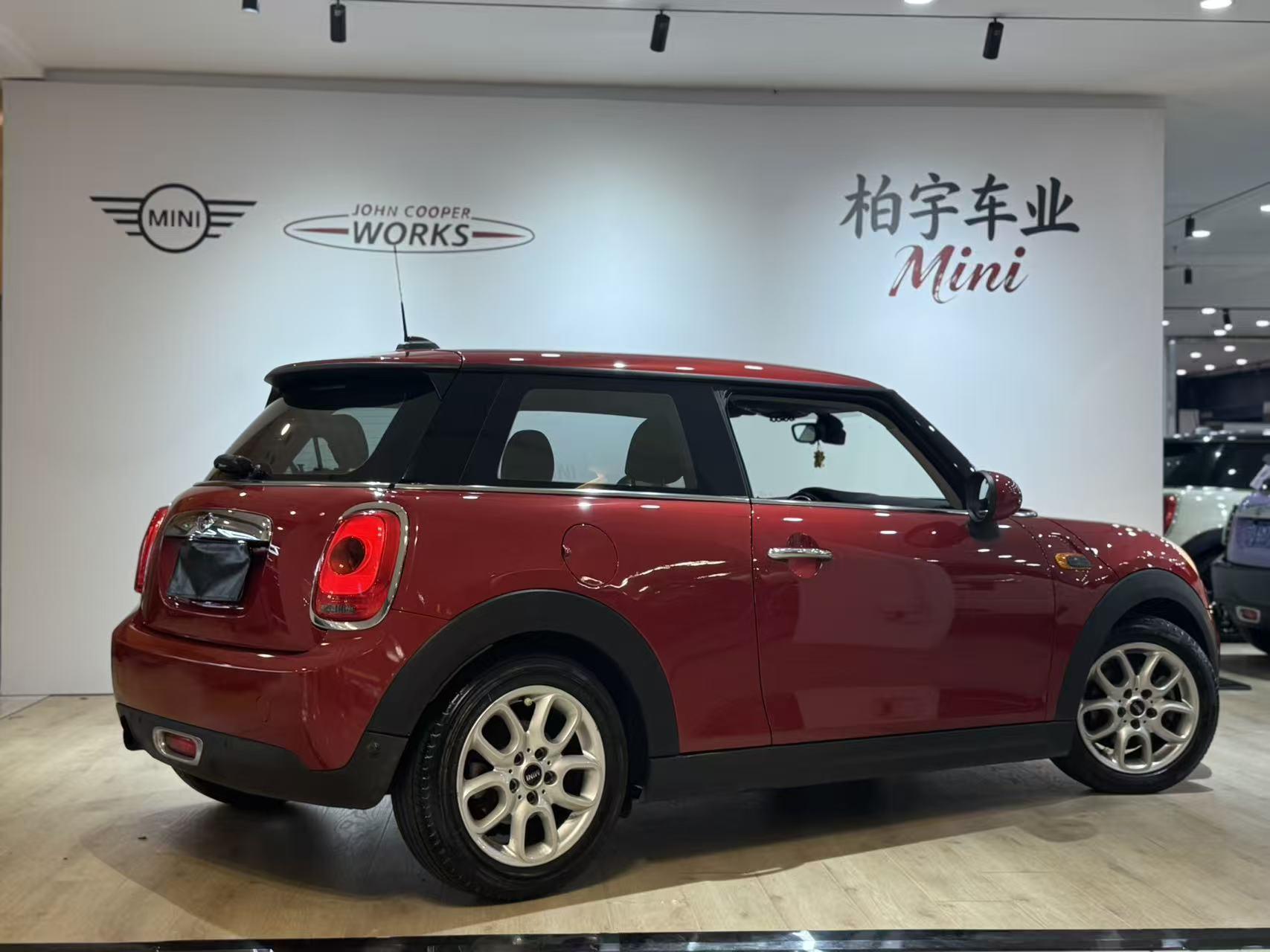 Mini Hatch 2016 thumb 2