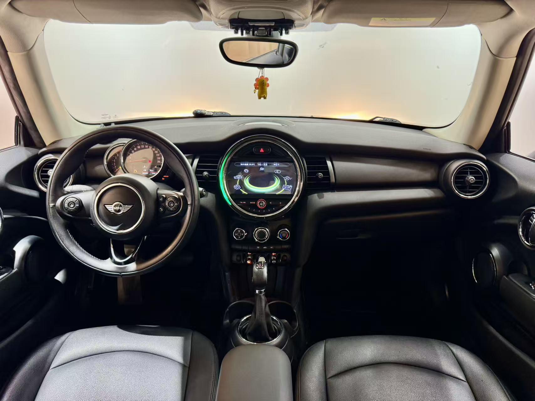 Mini Hatch 2016 thumb 8