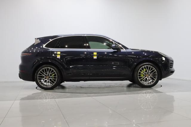 Porsche Cayenne 2021 thumb 6