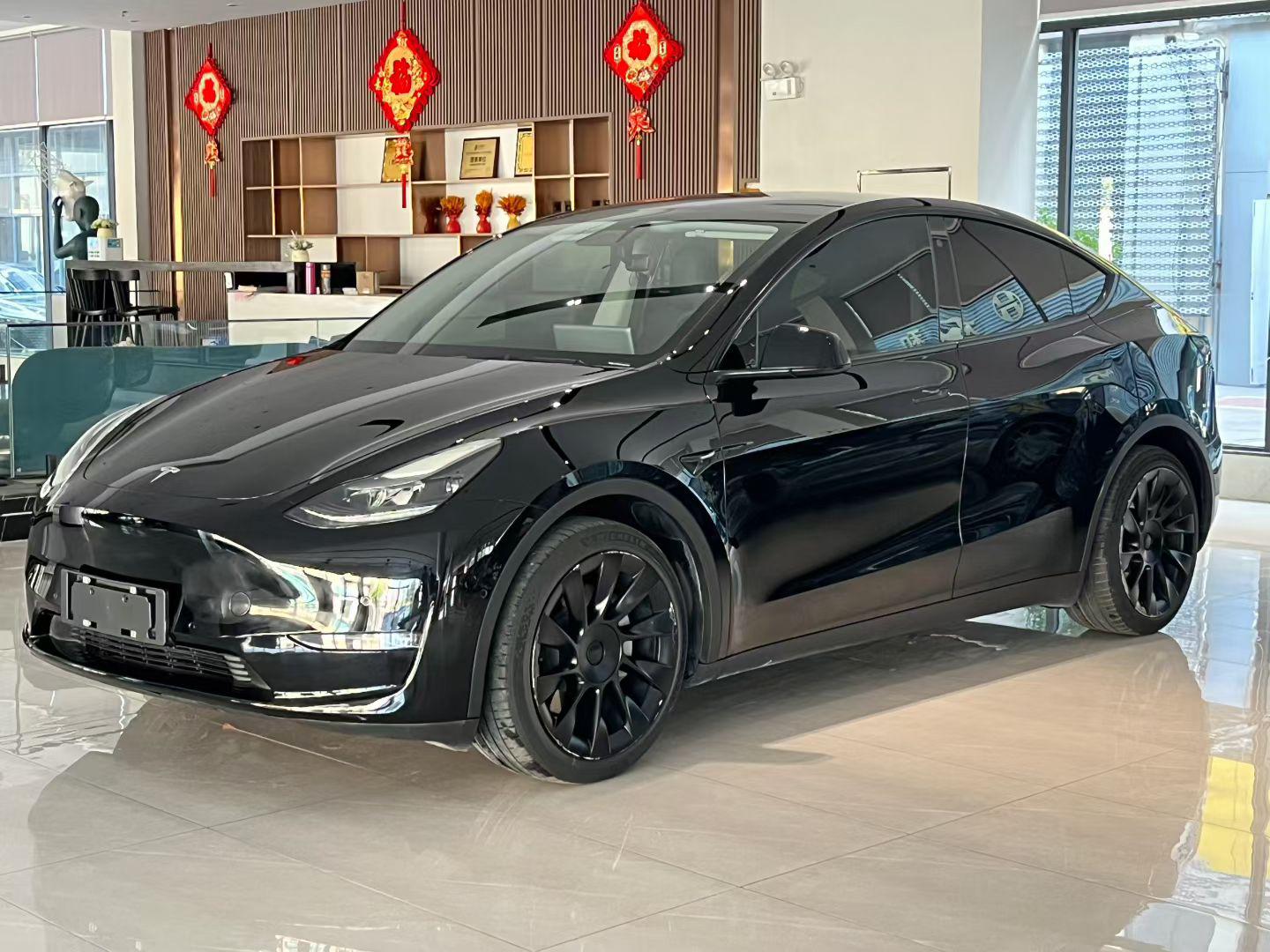Tesla Model Y 2021 thumb 8