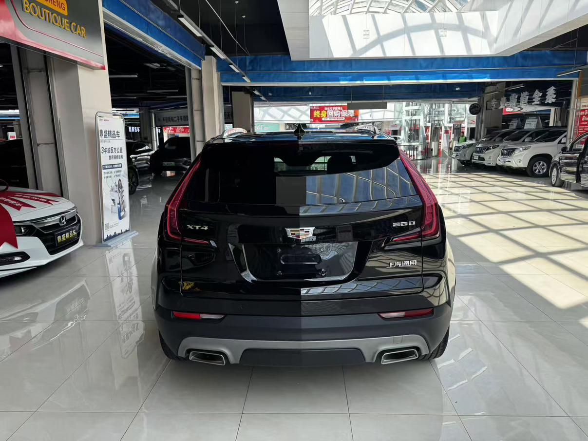 Cadillac XT4 2020 thumb 3