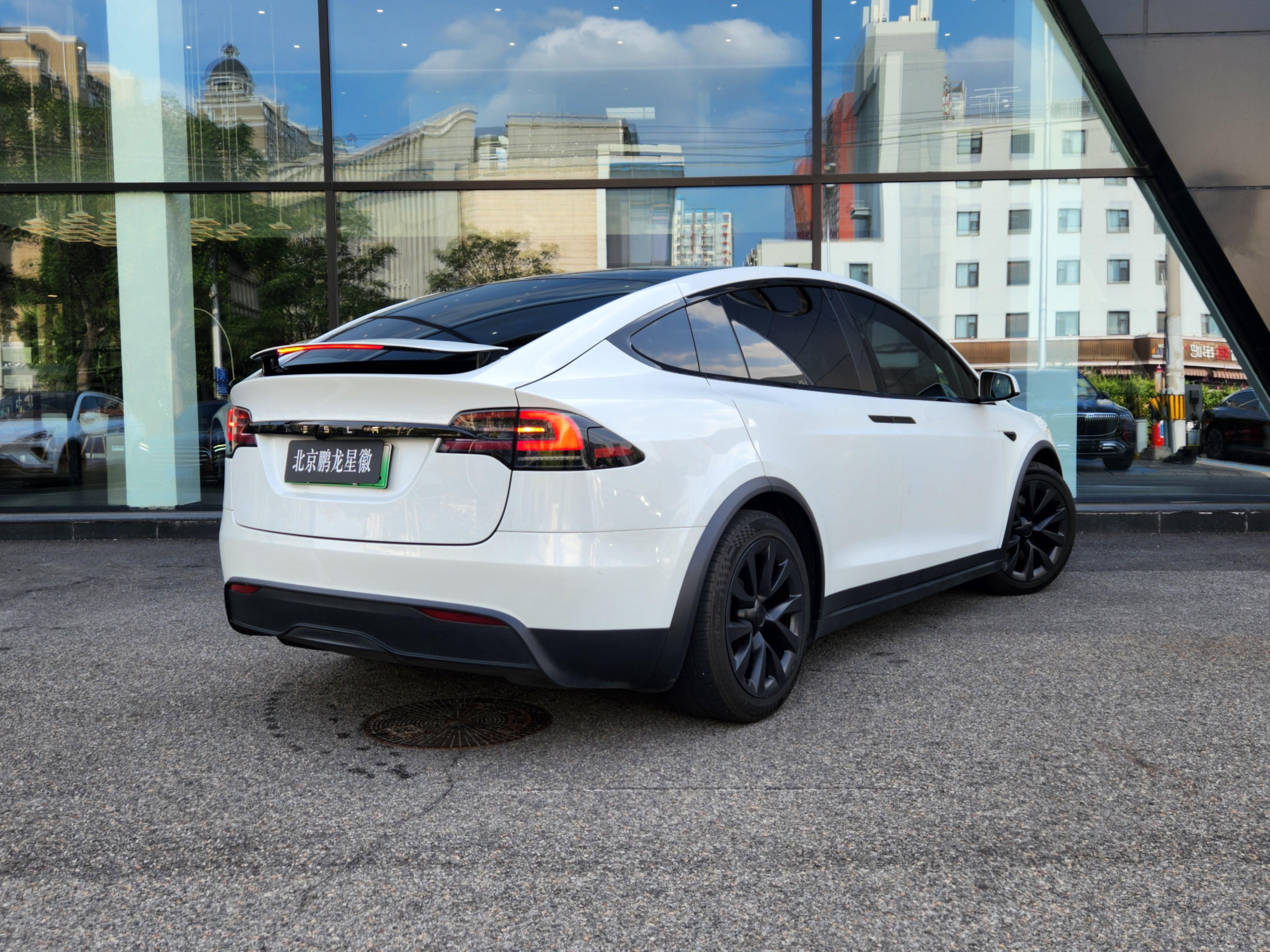 Tesla Model X 2023 thumb 4