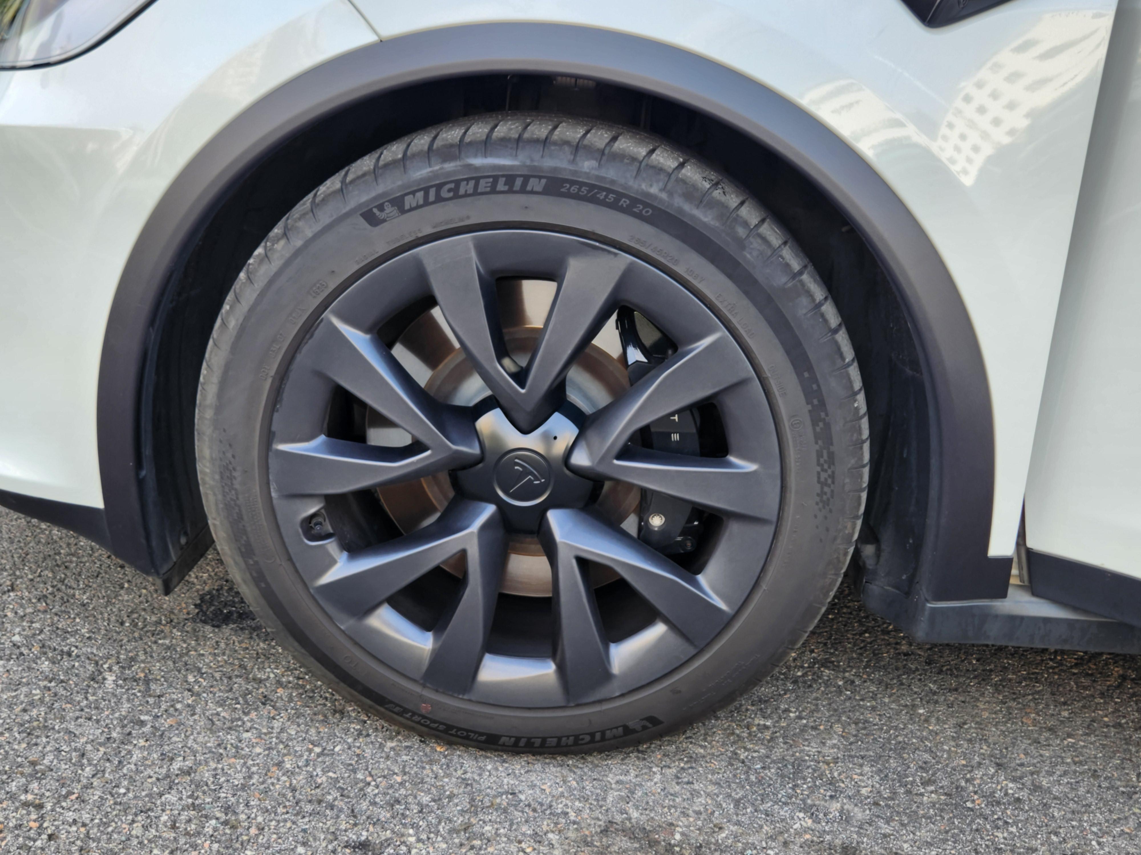 Tesla Model X 2023 thumb 5