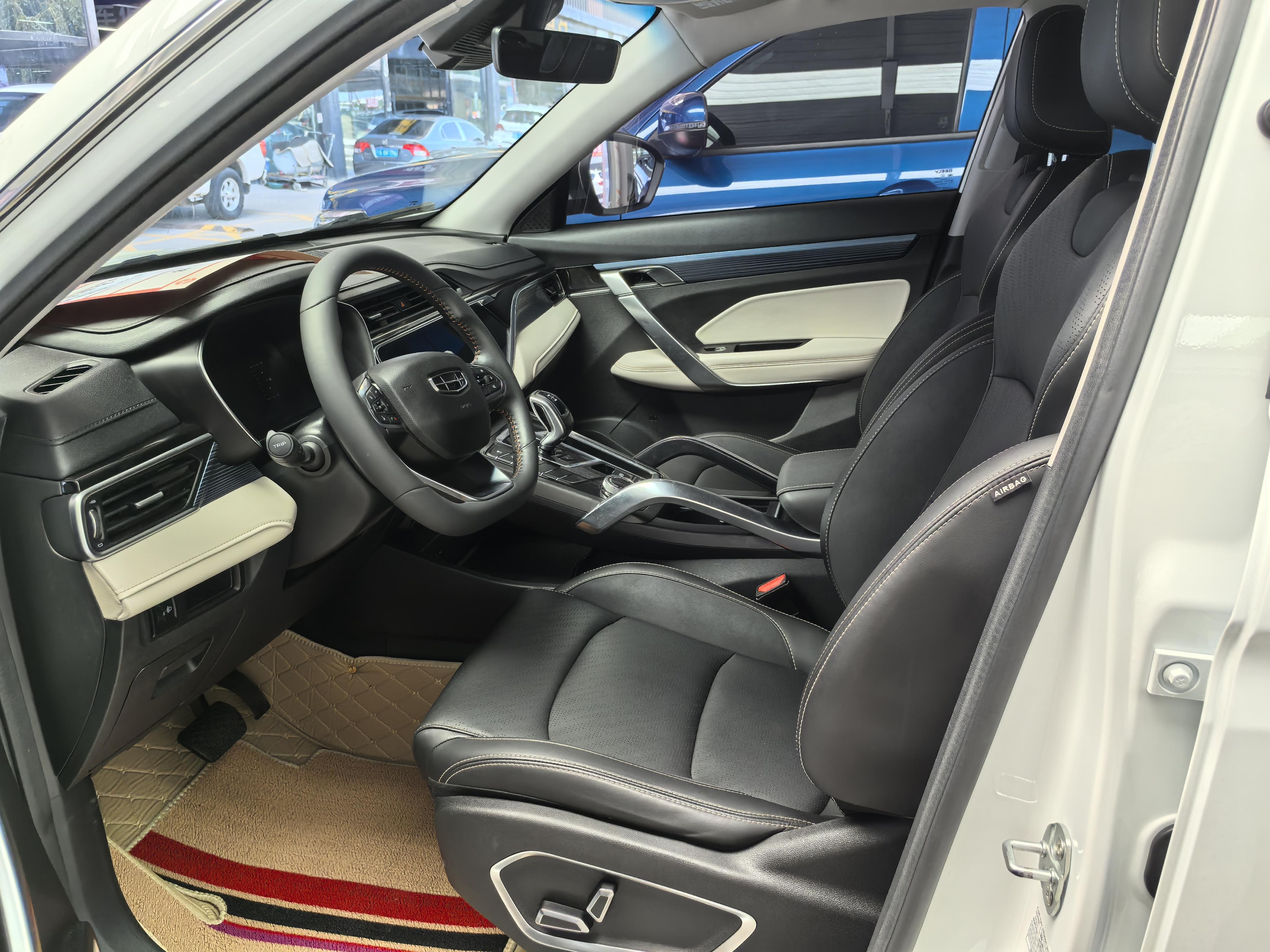 Geely Boyue 2022 thumb 8
