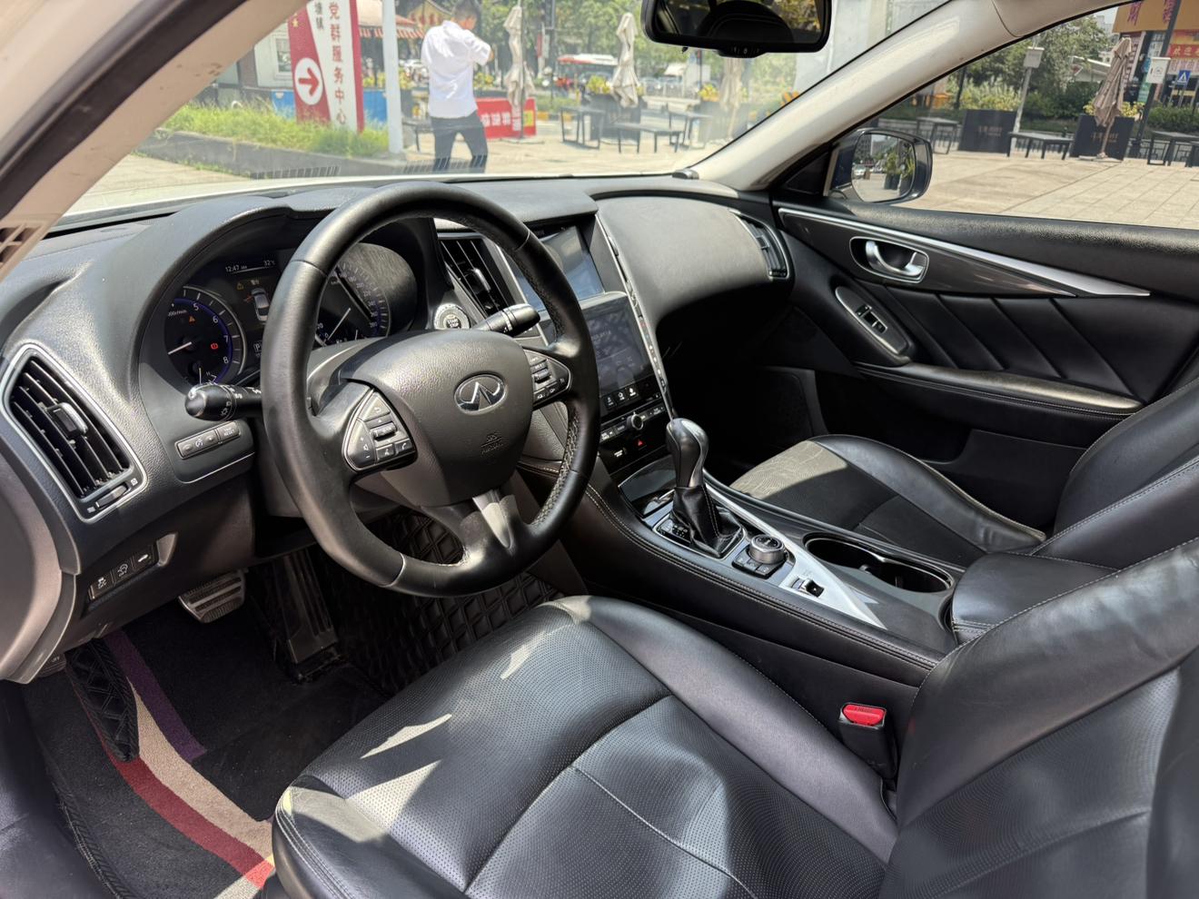 Infiniti Q50 2014 thumb 11