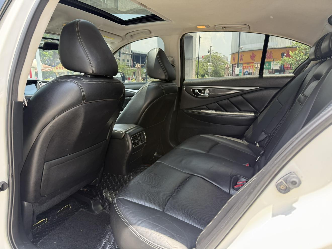 Infiniti Q50 2014 thumb 12