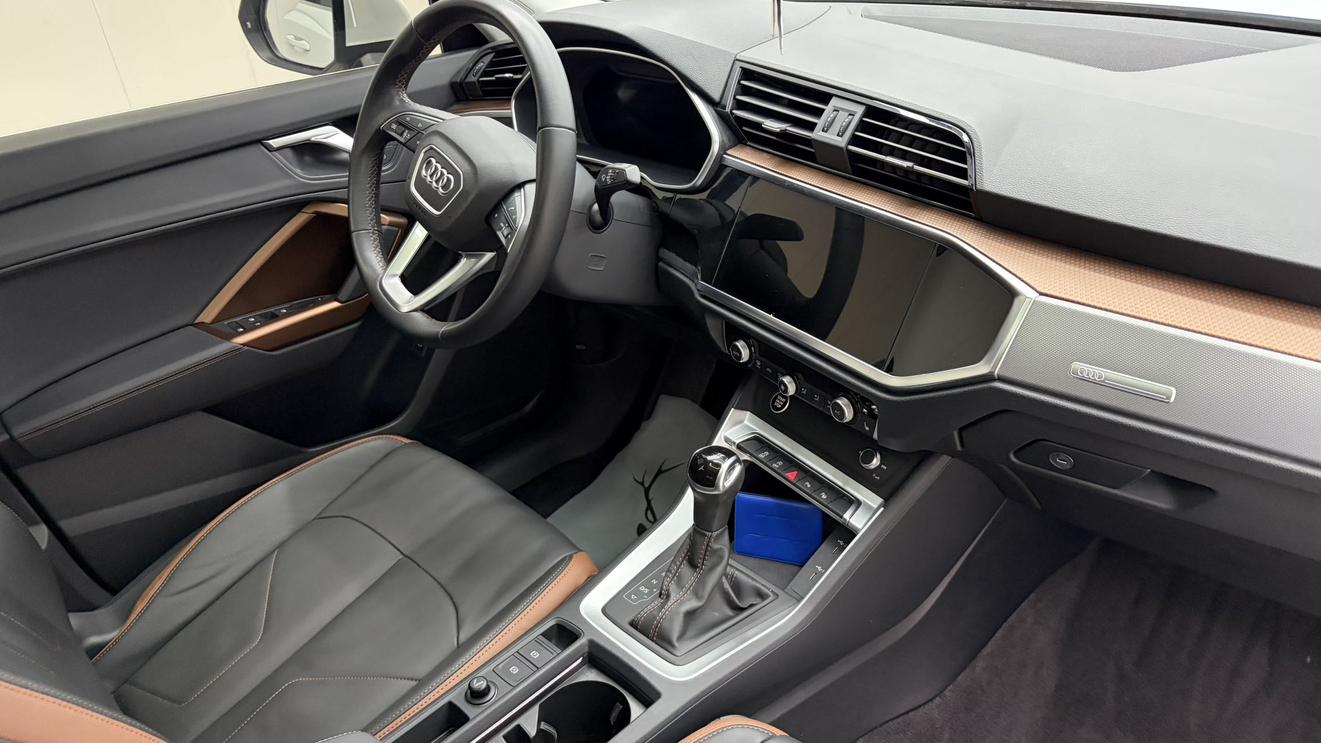 Audi Q3 2023 thumb 9