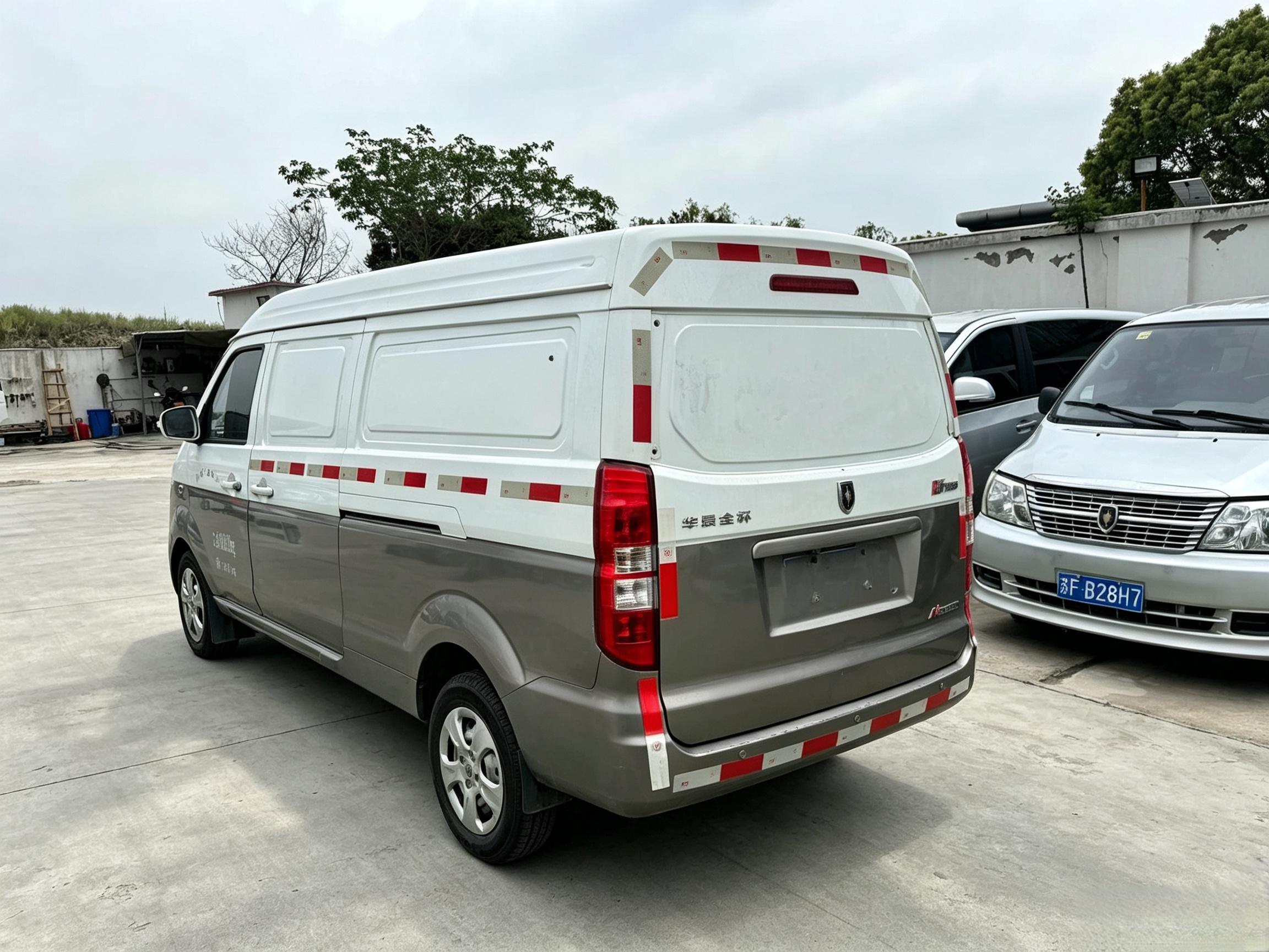Jinbei Sea Lion 2020 thumb 3
