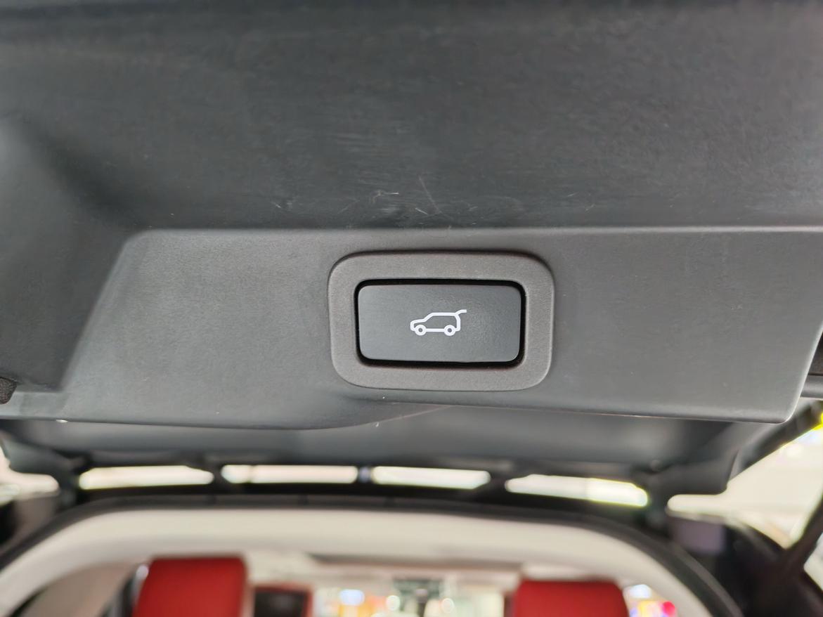 Land Rover Range Rover Sport 2022 thumb 7