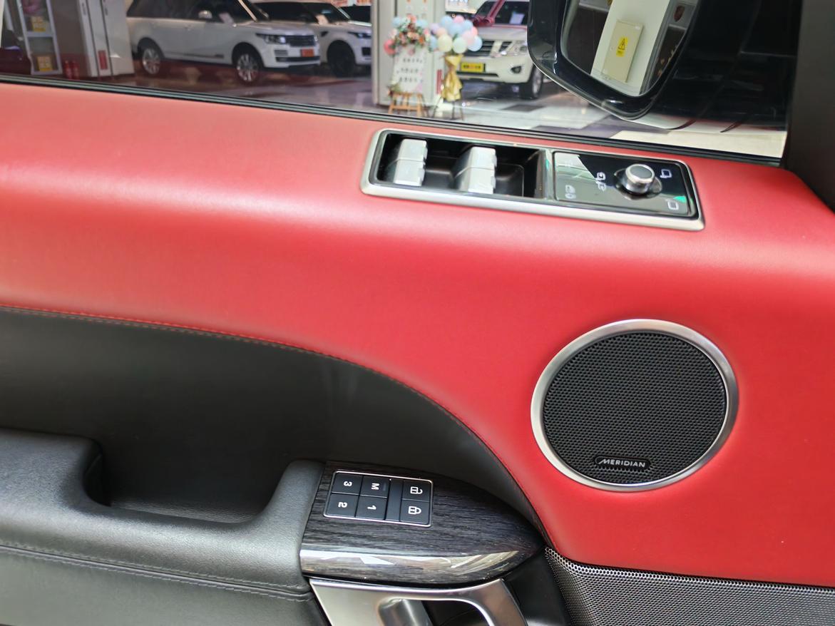 Land Rover Range Rover Sport 2022 thumb 8