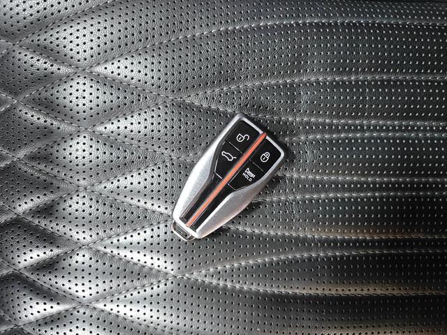 Hongqi HS5 2022 thumb 9