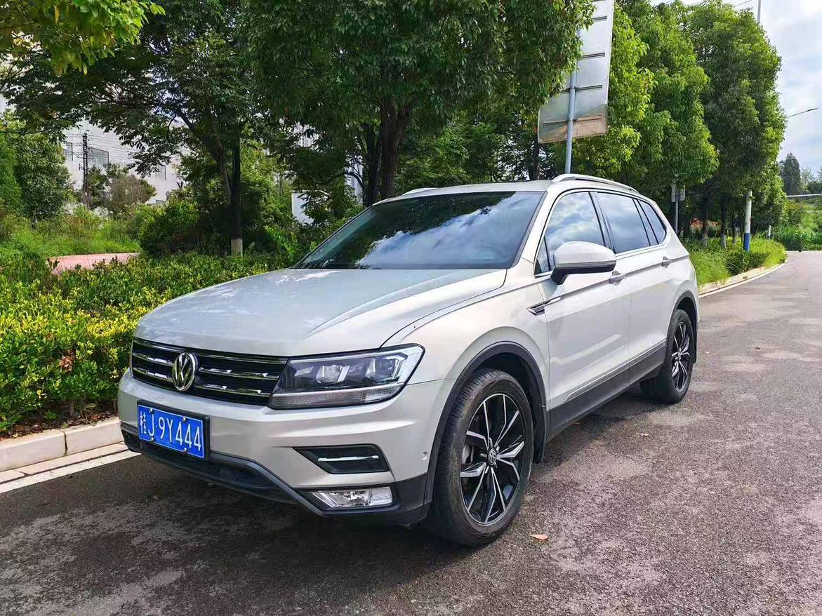 Volkswagen Tiguan 2020 thumb 8